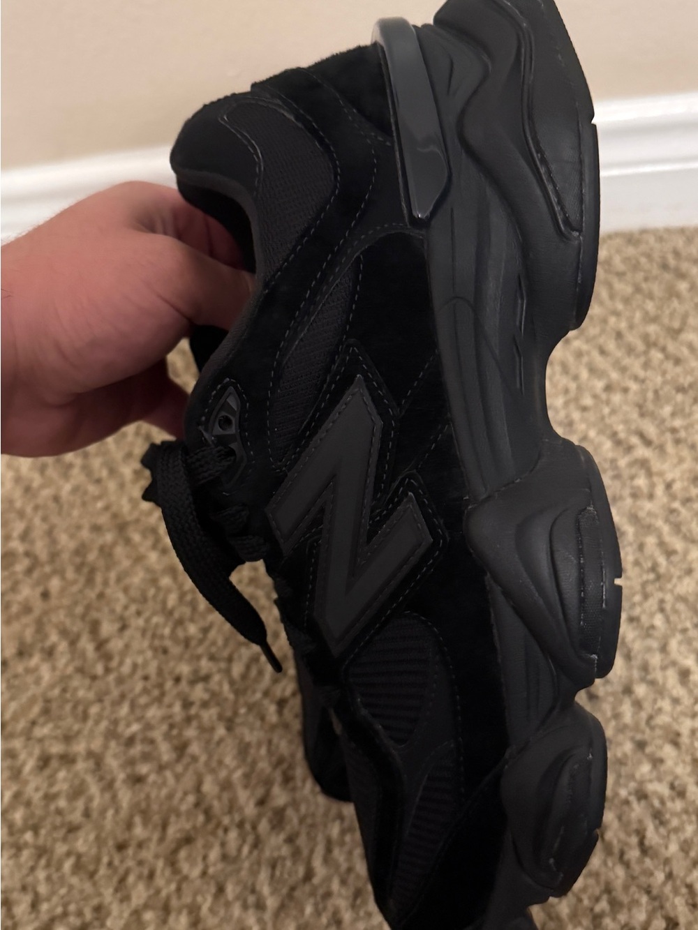 New Balance All-Black Retro Runner Sneakers - Picture 5 of 7